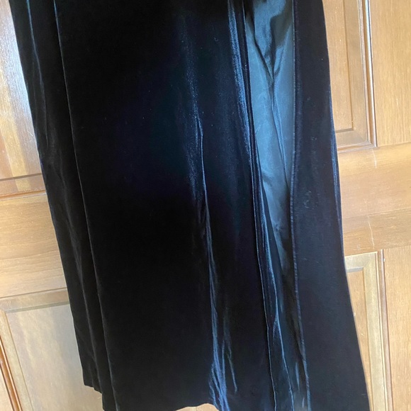 Donna Karen Black velvet full length dress - Picture 6 of 8